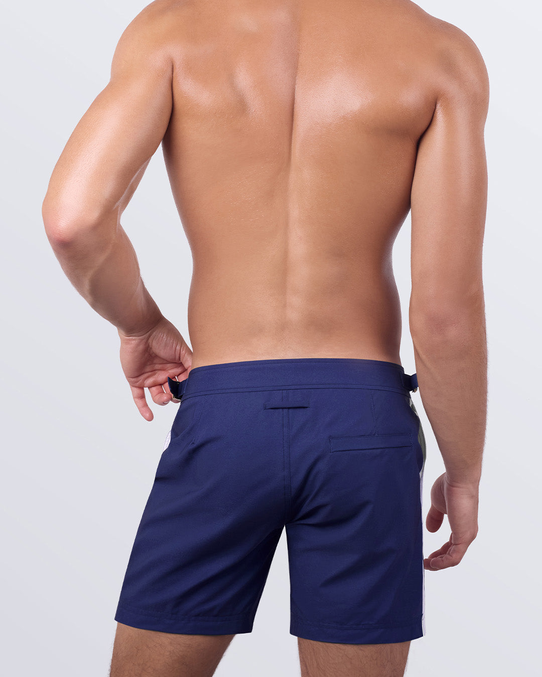 CASINO ROYALE (WHITE + NAVY BLUE) - Tailored Shorts