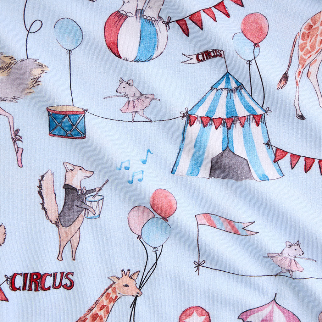 Cirque Royal Minky Luxette Patoo® Blanket