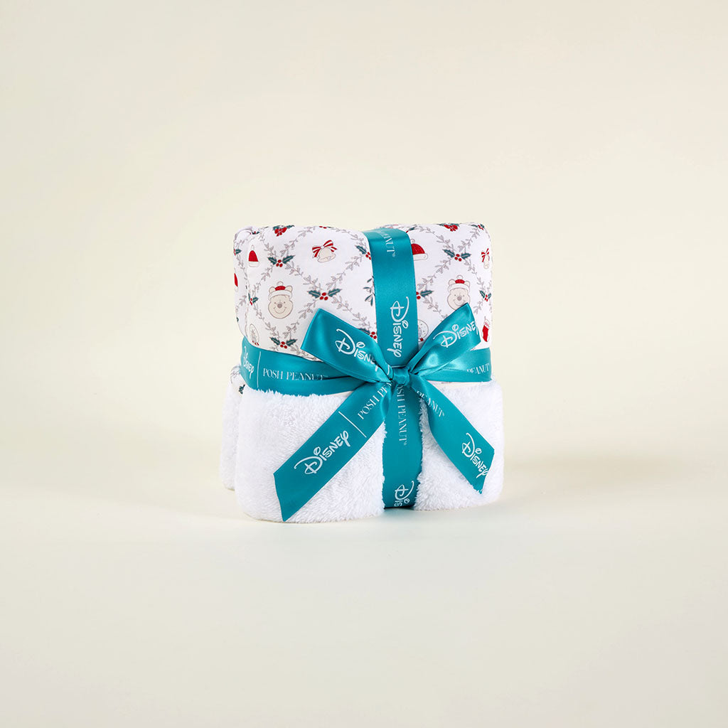 Disney Holiday Pooh Luxe Plush Patoo® Blanket