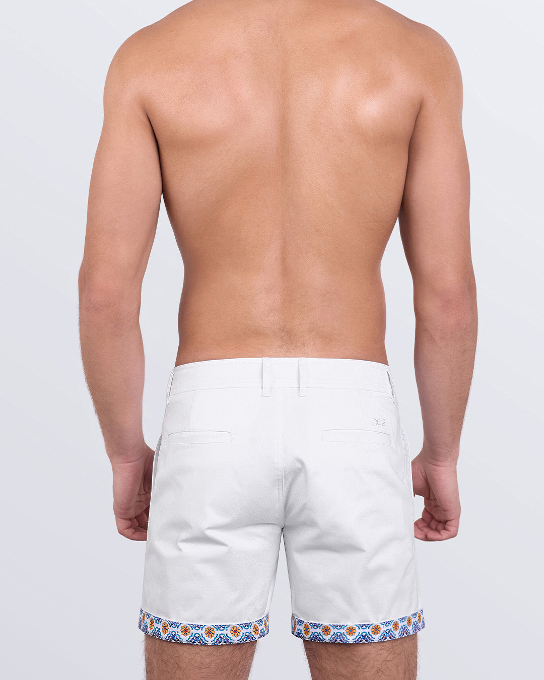 THE TILE IS HIGH (WHITE)  - Street Shorts | DC2