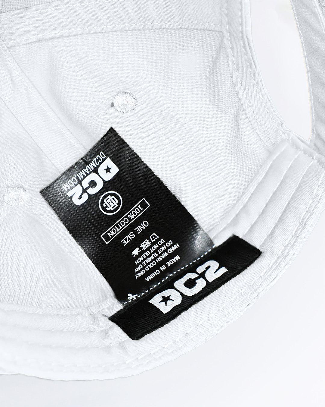 WHITE - Chillax Cap | DC2